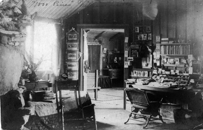 Photo of interior of Thousand Pines, the residence of William Gillette