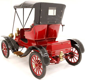 First rear view of 1910 Maxwell series
